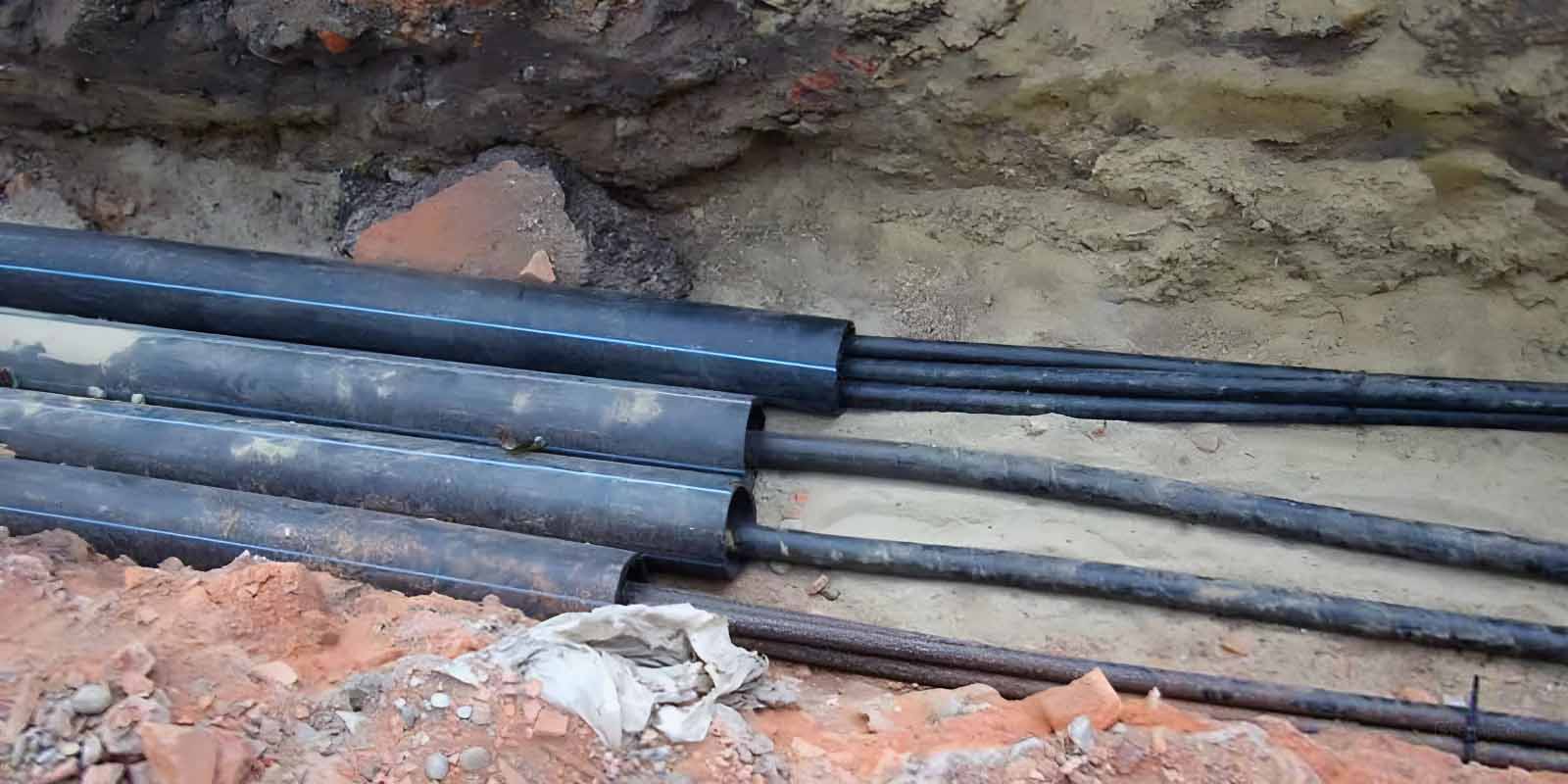 ПНД трубы 100 мм в электромонтаже: почему они незаменимы для защиты кабелей от механических повреждений?